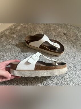 Papillio by Birkenstock Gizeh Size 39 White Vegan Platform Thong Sandals